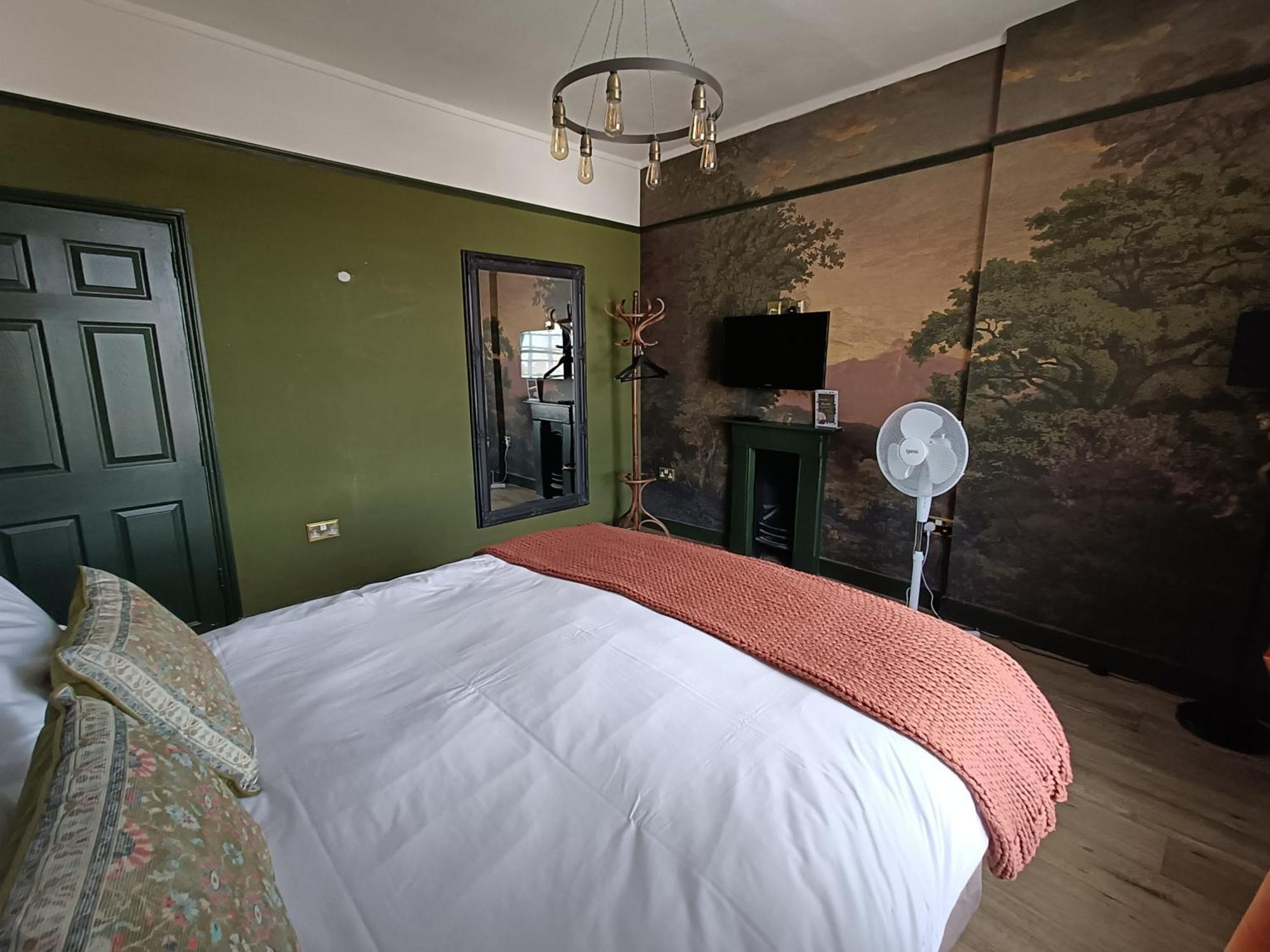 Rooms On The Prom Челтенхам Экстерьер фото